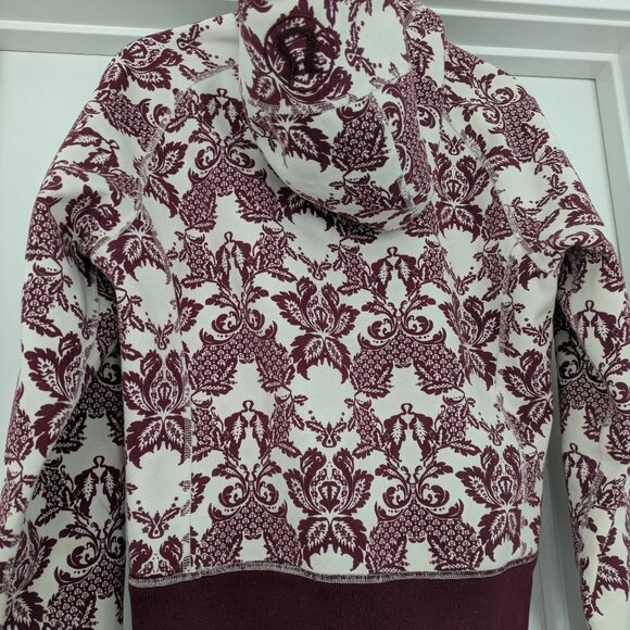 VINTAGE Lululemon Scuba Hoodie | Full Zip | Paisley Print | Burgundy & Cream - Picture 3 of 4